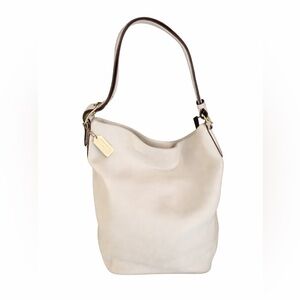 Vintage Coach Elegant Cream Leather Shoulder/ crossbody Bag, large